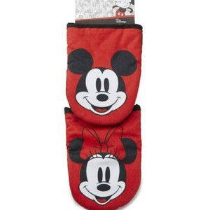 Disney Mickey Mouse and Minnie Mouse Oven Mitts